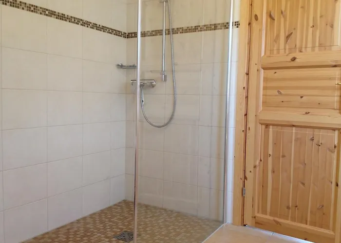 Haus Stoertebeker - Garni, Seebad لوبمين
