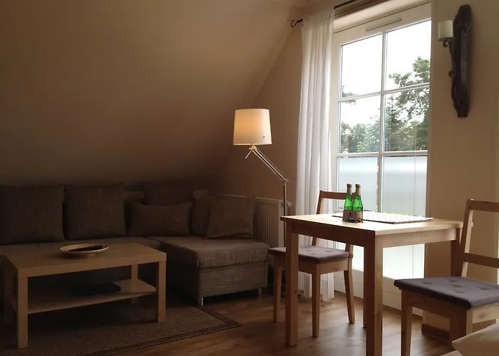 شقة Haus Stoertebeker - Garni, Seebad لوبمين
