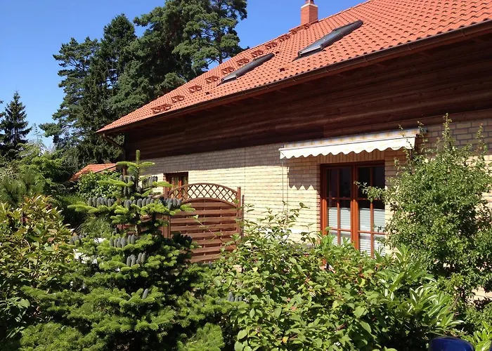 Haus Stoertebeker - Garni, Seebad شقة لوبمين
